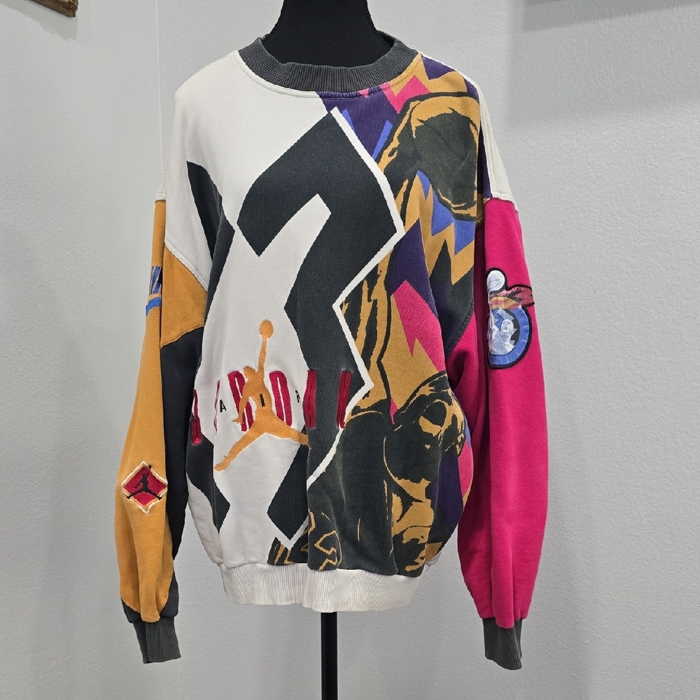 Vintage Nike Air Jordan VII 1992 All Over Print Sweatshirt L Jumpman 23 - Picture 3 of 17